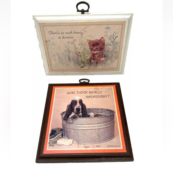 2 Vintage Small Hallmark Plaques - Cat and Dog In Tub - 1980’s Cute Kitschy - Picture 1 of 9